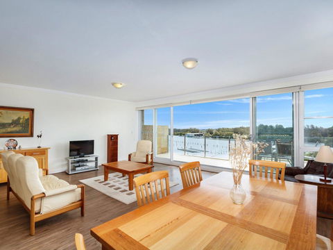 Regatta 13 - Holiday Jervis Bay 5