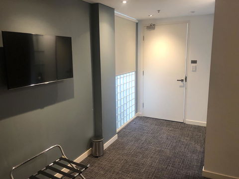 Crown Hotel Surry Hills - Holiday Jervis Bay 37