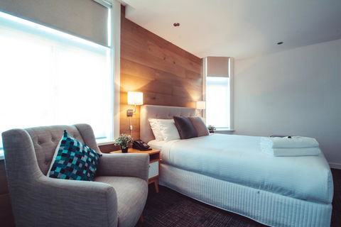 Crown Hotel Surry Hills - Holiday Jervis Bay 12