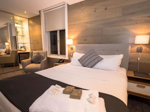 Crown Hotel Surry Hills - Holiday Jervis Bay 7