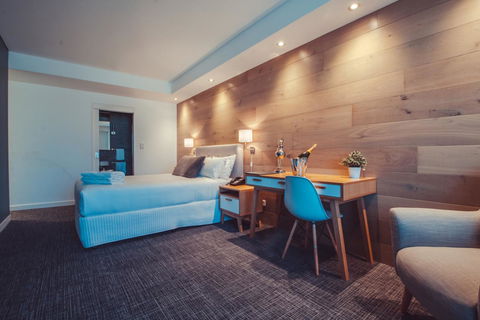 Crown Hotel Surry Hills - Holiday Jervis Bay 20