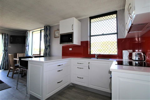 Beachfront 3, 25 Willow Street - Holiday Jervis Bay 6