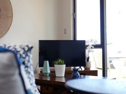 Panoramic Harbour Views And Unbeatable Comfort - Holiday Jervis Bay 11