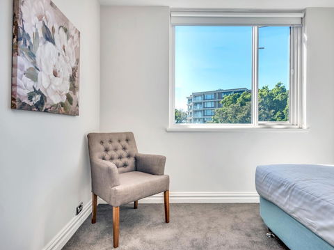 Panoramic Harbour Views And Unbeatable Comfort - Holiday Jervis Bay 13