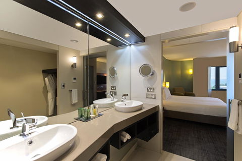 Hilton Darwin - Holiday Jervis Bay 15