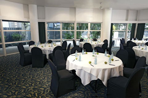 Novotel Darwin CBD - Holiday Jervis Bay 14