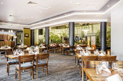 Novotel Darwin CBD - Holiday Jervis Bay 17