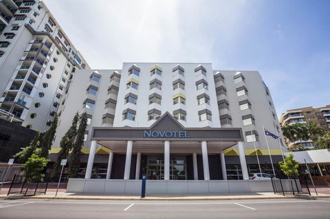 Novotel Darwin CBD - Holiday Jervis Bay 10