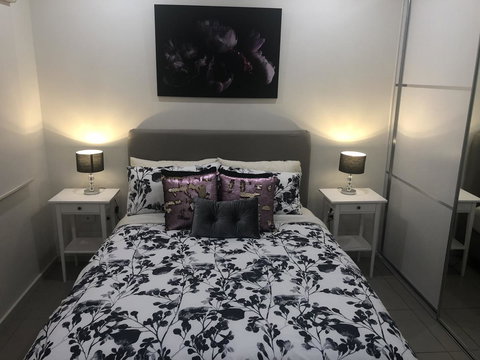 Darwin-Ocean Views, Tropical Getaway, Pool & Aircon - Holiday Jervis Bay 2