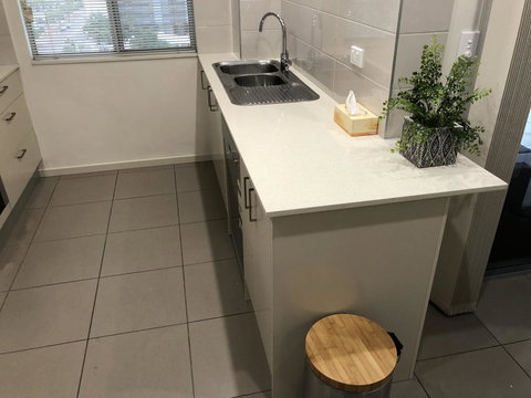 Darwin-Ocean Views, Tropical Getaway, Pool & Aircon - Holiday Jervis Bay 11