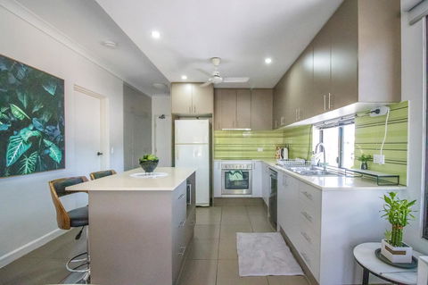ZEN QUEST - The NOMADS PAD Near Nightcliff Markets & Sunset Foreshore - Holiday Jervis Bay 26