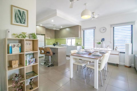 ZEN QUEST - The NOMADS PAD Near Nightcliff Markets & Sunset Foreshore - Holiday Jervis Bay 12