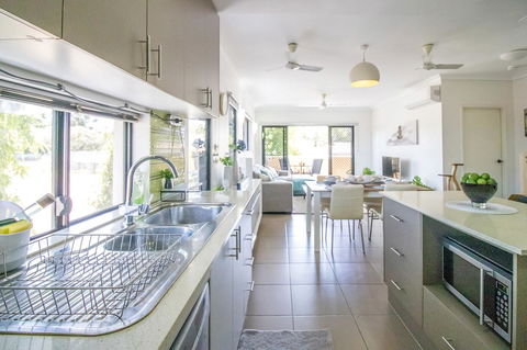 ZEN QUEST - The NOMADS PAD Near Nightcliff Markets & Sunset Foreshore - Holiday Jervis Bay 25