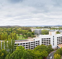 Crowne Plaza Canberra - Holiday Jervis Bay