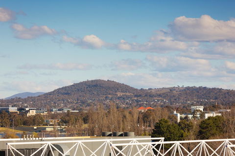 Crowne Plaza Canberra, An IHG Hotel - Holiday Jervis Bay 16