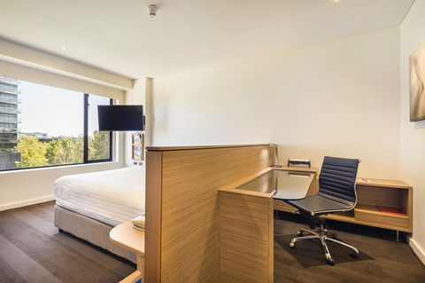 Crowne Plaza Canberra, An IHG Hotel - Holiday Jervis Bay 34