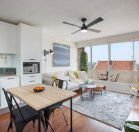 Boutique Apartment with Fantastic Harbour Views - Holiday Jervis Bay