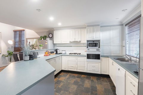 Boutique Private Rm Situated In The Heart Of Burwood1 - Holiday Jervis Bay 2