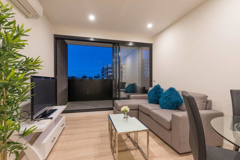 Box Hill Central 1 Bedroom Delight@Elland Avenue - Holiday Jervis Bay 2