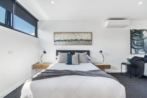 Brand New Beachside Studio Apartment - Holiday Jervis Bay 2