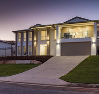 Brand New Executive Living - Holiday Jervis Bay