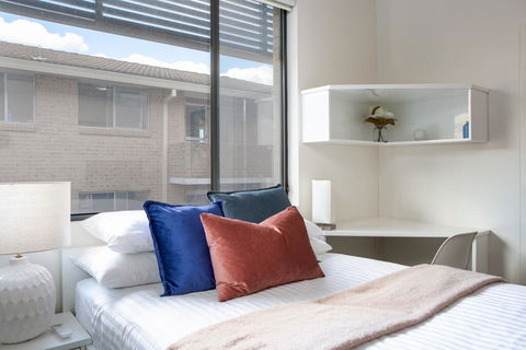 Bright Studio Steps From Westmead Hospital - Holiday Jervis Bay 1