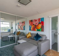 Bright Studio with Amazing City Views - Holiday Jervis Bay