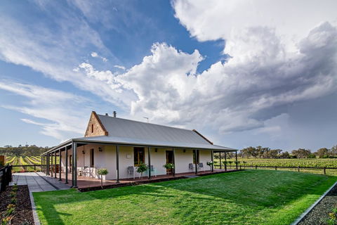 Brockenchack Vineyard Bed & Breakfast - Holiday Jervis Bay 0