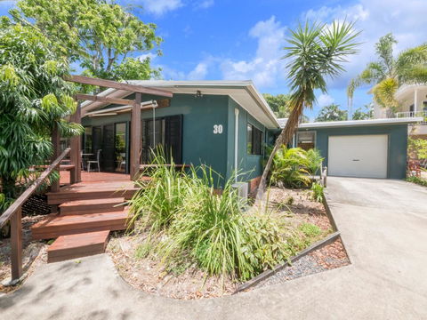 Bryce Street 30, - Ultimate Beach Shack - Holiday Jervis Bay 0