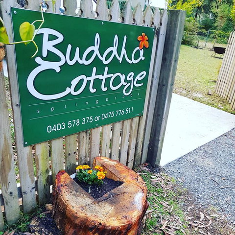 Buddha Cottage Springbrook - Holiday Jervis Bay 3