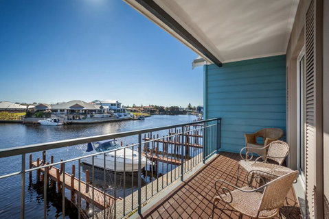 C Mandurah Resort & Serviced Apartments - Holiday Jervis Bay 1