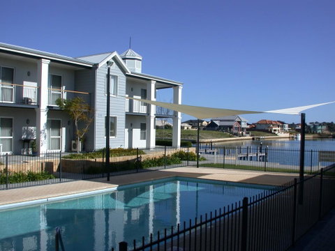 C Mandurah Resort & Serviced Apartments - Holiday Jervis Bay 0