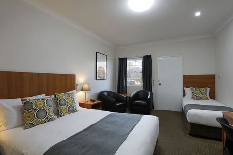 Cadman Motor Inn And Apartments - Holiday Jervis Bay 0