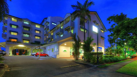Cairns Sheridan Hotel - Holiday Jervis Bay 1