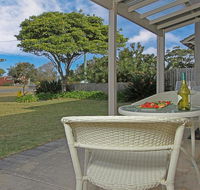 Callala Beach Cottage - charm and character - Holiday Jervis Bay