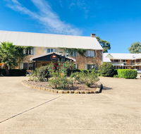 Campbelltown Colonial Motor Inn - Holiday Jervis Bay