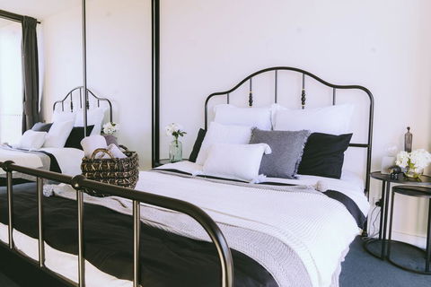 Capitol Executive Apartment On London Circuit - Holiday Jervis Bay 3
