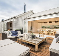 Capri House - Holiday Jervis Bay