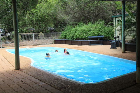 Capricorn Caves - Holiday Jervis Bay 3