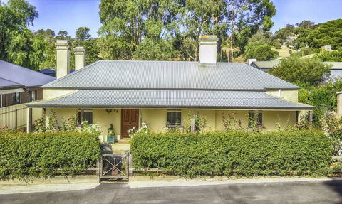 Captain Rodda's Cottage - Holiday Jervis Bay 0