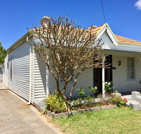 Carey Cottage - Holiday Jervis Bay