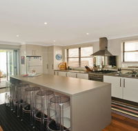 Casa Callala on King George - well appointed home - Holiday Jervis Bay