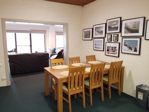 Cedarwood Apartments - Holiday Jervis Bay 0