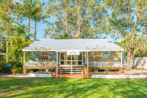 Celestial Dew Guest House, Day Spa, Retreat - Holiday Jervis Bay 0