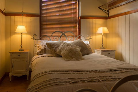 Celestial Dew Guest House, Day Spa, Retreat - Holiday Jervis Bay 1