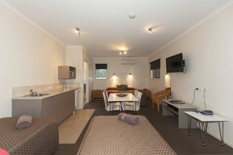 Chalambar Motel - Holiday Jervis Bay 3