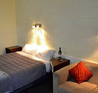 Charles Sturt Motor Inn - Holiday Jervis Bay