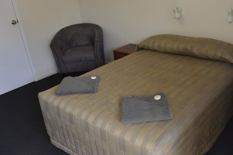 Charleville Waltzing Matilda Motor Inn - Holiday Jervis Bay 3