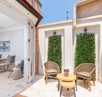 Charming Surry Hills House on Bourke - Holiday Jervis Bay