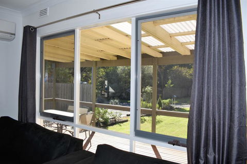 Charnwood Cottages In Warburton - Holiday Jervis Bay 1